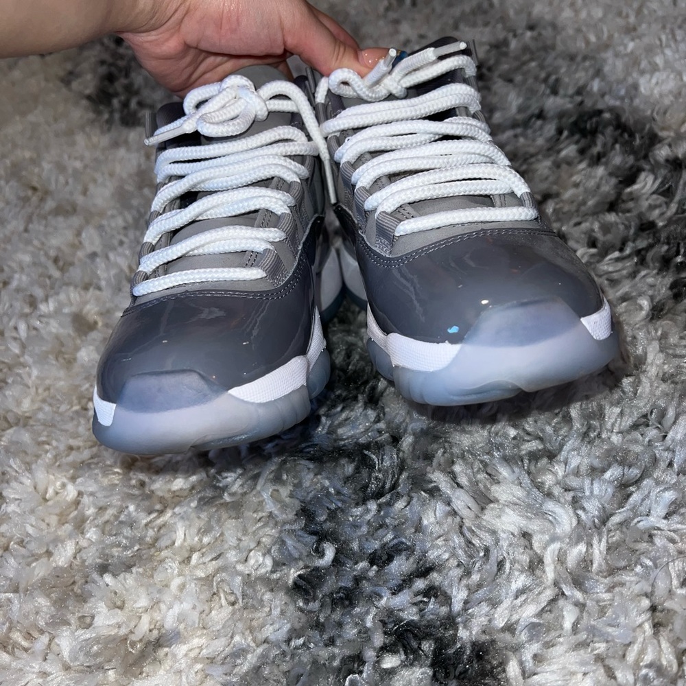 2021 Air Jordan 11 Retro Gray ‘Cool Grey’ - Picture 10 of 11